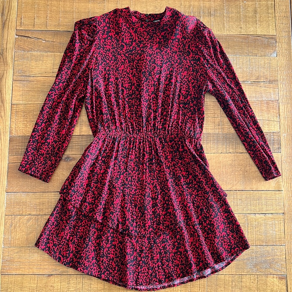 Zara long sleeve Dress, black and red snake print. Size Medium. Ruffle Skirt